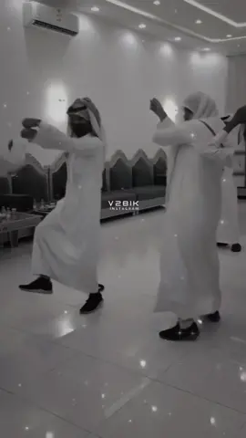 Arabic dance do you like 😜😜😜😜😜 Na. Na. Na. Na. Na. Na. song ... #danc3 #dance #funndance #danceindia #dancing #fyipシツ #saudiarabia🇸🇦 #fyp #foryoupage #foryoupageofficiall #qatar #ral_video_tiktoktreanding😇 @TikTok @tiktokIDofficial @TAEYONG LEE @ابو يوسف نقش @Armani king 😘😘😘😋 @Khabane lame @Kareemtime 🇶🇦 