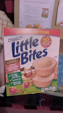 @Entenmann’s! Little Bites Apple Cinnamon Muffins🍎🥧.. You can find these in-stores nationwide that carry the brand now👀 #entenmanns #littlesbites #foodblog #foodblogger #FoodTok #foodtiktok #foodreview #unboxing #FoodLover #snacks #limitededition #noms #teamchubster 