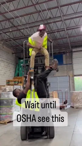 Is it you? Maybe it’s your co-worker or whole squad? Post your best #NeverDoShitAtWork video to any of your favorite social media platforms to be featured on WorldStar!…Here’s your chance to show the world who’s really the boss! All ya have to do is ⬇️🎥📈 Hashtag #NeverDoShitAtWork Follow @Worldstar and @Calimar White  to qualify.  @1blakethegreat  @ododell