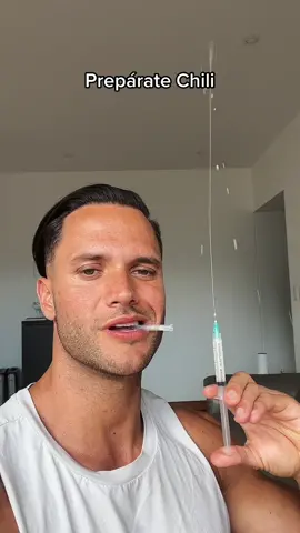 Está asustada… 🦹🏼‍♂️💉 @Brandon Alexander #viral #peru #lordpingostini #chilindrina 