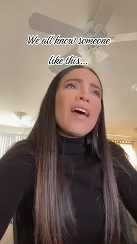 Who is it? Or tag them 🤣 #millennialsoftiktok #latinacreator #momtok #latinastiktok #boricuaenusa #over30 