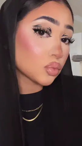 #fypシ #foryou #fypシ゚viral #fyp #makeup #grwm #grwmmakeup #makeuptok #BeautyTok #makeuptutorial 