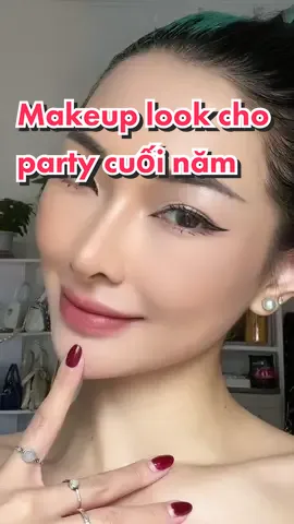 Ai giúp tui trả lời câu hỏi trong vid đi ạ 🦑🦑 #partymakeup #makeuptutorial #goclamdep #LearnOnTikTok #mcv 