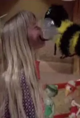 I loved this movie when I was a child, but as an adult, these extraterrestrial kids are pretty creepy. And yes, that’s Real Housewife of Beverly Hills Kim Richards. #escapetowitchmountain #kimrichards #ikeeisenmann #bobbakermarionettetheater 