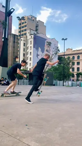 Cuando me preguntan cómo grabo mis videos #LoDescubriEnTikTok #longboard #skate 