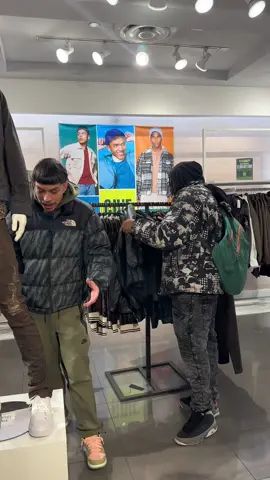I was just trying to get @trillmartytv the Jeans that sold out  🤷‍♂️💯 #giddyyleftytv #trending #foryou #explorepage #reels #viralreels 