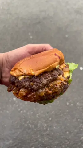 Burgers in Derby 📍 @mkzxpress  with @beardedmo_  #derby #burgers #döner #loadedfries #viral #trending #fyp #foryou #fypシ #reels #Foodie #derbyshire #halalmunchies #halal #normantonroad