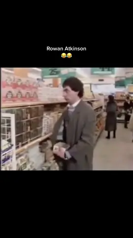 Rowan Atkinson #rowanatkinson #comedian #notthe9oclocknews #comedygold #tvgold #classictv #classiccomedy #britshcomedy #comedy #uktv #fyp #😂 