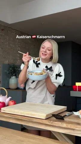 my „healthier“ version of Austrian Kaiserschmarrn 🇦🇹 #healthyrecipes protein powder is @foodspring [ad] code growfsg -15%