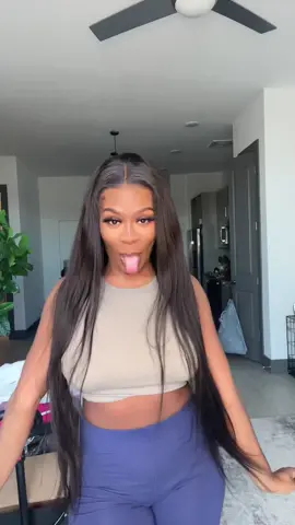 @curlyme_com #curlymehair #thebestglulesswig link in bio for this exact wig