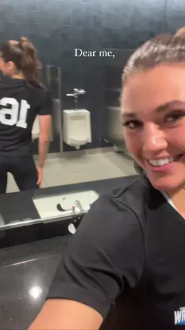 Full vlog is finally up :,) #WWE #wwetiktok #wwenxt #wweraw #wwefight 