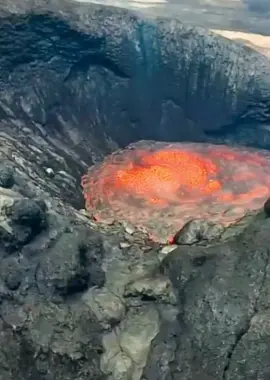 #MaunaLoa #volcano #eruption #BreakingNews #fyp #foryou   #hawaii #news #shocking #dtatdm  #scary