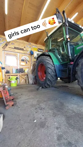 #farmgirl #fendt #mechanic #girl #fyp 