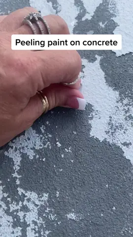 #soothing #smr #painting #paintingmistakes painted on concrete when it was to damp and humidity to high causing paint to bubble #diyproject 