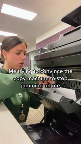 I swear copy machines can smell your stress/fear #teacher #fyp #teachersoftiktok #teacherlife #highschool #tiredteacher #workplaceproblems #copymachine 