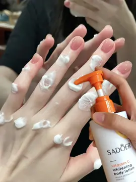 Vitamin C whitening body lotion #tiktokshop #smooth #moisturizer #vitaminc #whitening #brightenskin #bodylotion #skincare 