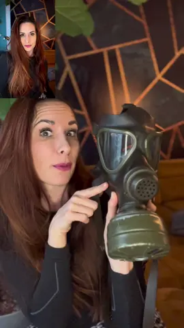 Woher ist die Gasmaske aus dem letzten Reel? #gasmask #apocalypse #motorradhelm #motorrad 