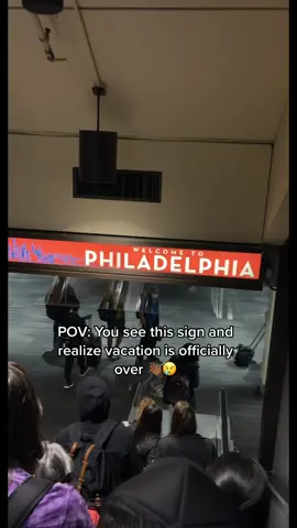 I be ready to cry every time 😩 #philly #travel #blacktravel #PHL #phillyairport #vacay 