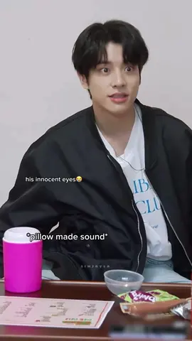 the way he trying to explain😭🤣🤣#ENHYPEN #JAKE #simjaeyun #fypシ #2022enniversary  #en_oclock 