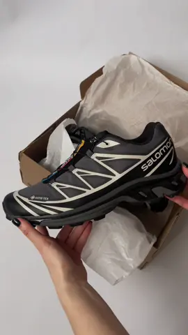 Salomon XT-6 Gore-Tex in Black / Ebony / Lunar Rock #buyer#mybuyern #salomonxt6 #salomonsportstyle #goretex #outdoor #gorpcore 
