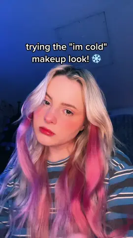 been wanting to try this look❄️🎄 #fyp #viral #us #music #christmas #holidays 