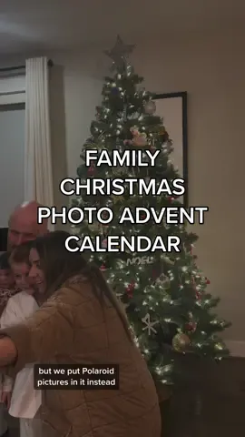 We love having these pictures to look back on  #christmas #adventcalendar #christmasactivities #christmaspictures 