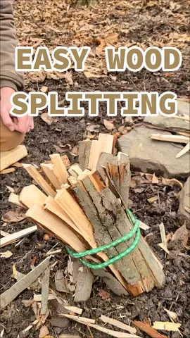 Easier way to split wood 🪵#fyp #foryou #bushcraft #camping #Outdoors #survival 
