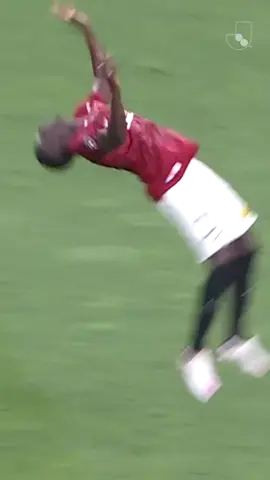 Thomas Deng was scoring goals like this for Urawa Reds! Now he's into the knockout stages of the World Cup with Australia! 🇦🇺🇦🇺 #jleague #thomasdeng #goal #urawareds #socceroos 