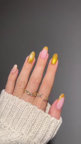 Gilded Holiday Nails ✨🥂🎗️💛 #DIY #nails #nailart #nailsartvideos #nailinspo 