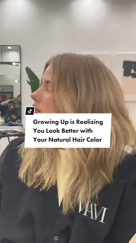 come with me to get lowlights for the first time 🫢🫶🏼 hailey bieber was on to something… #lowlights #highlights #blondehair #naturalblonde #naturalblondehair #dirtyblonde #gigihadidhair #haileybieberhair #foryou #salonday #hairsalon #hairtutorial #hairstyle 