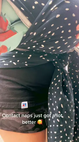 My 99th percentile almost 8 month old loves this 🥰 #babywearingmama #cradle #babiesoftiktok #fyp 
