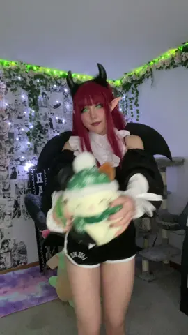My new favorite dance #marincosplay #cosplay #egirl 