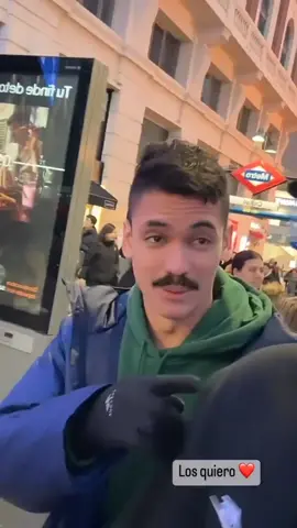 Esa no falla JAJAJAJ @Leandro #fyp #greenscreen #risas #españa #parati #viral #lasapa #madrid 