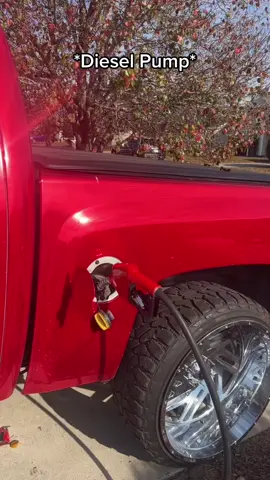 Be fr 😭 #trucks #carolinasquat #squattedtrucks #chevy #carolinatrucks 