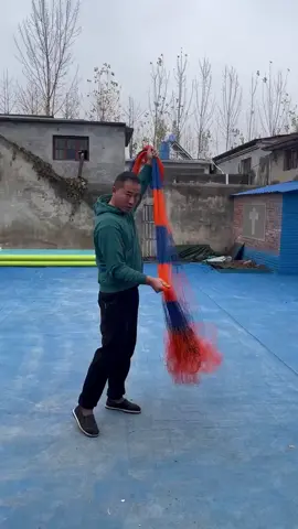 #fyp Headmaster Jia casts a net!#net#fishing#fish#netfish#fisherman