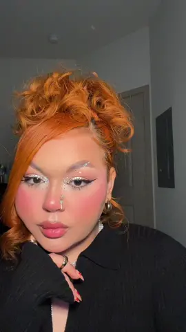 it’s all love here stinka butt ❤️‍🔥 #jazztheebeauty #microbeautyinfluencer #flawlessbase #plussizeinfluencer #godblessu 