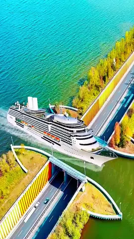 The amazing Holland Water Bridge#building #thescenery #photography #foryou 