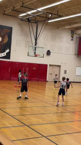U13 Power Boys Highlight! #ptbo #ptbocanada #peterboroughbasketball #pyba #lovewhatyoudo #peterborough #basketball #hoopers #powerbasketball #shootersshoot #kawarthalakes #ballislife #hoops #youthsports 