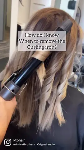 How do you know when to remove the curling iron? Do you count? Do you guess???? I feel it…I touch my iron when the hair is on it. Once it’s to warm for me to touch I remove it. This will prevent damage, prevent color fading and insure a beautiful curl (also don’t forget a good heat protector and keep your heat low) The curling iron I am using is @ruskhaircare and I love this iron for several reasons but one of the main is it’s long barrel and heat control. Makes my life easier. @ruskhaircare @oliviagarden_int 