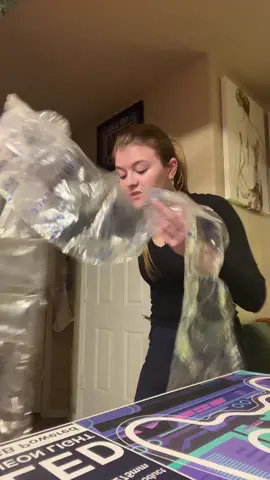 Online Christmas shopping = Big Bubblewrap! #christmas #shopping #christmasshopping #bubblewrap #fyp #fypシ #foryoupage #fypage #unboxing #amazon #unwrapping #popping #poppoppop #trending #big #bubble #bubbles 