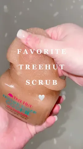 The perfect @treehutusa scrub doesn’t exi… (ignore my paper cut) #treehut #texturetuesday #bodycare #treehutsugarscrub #satisfying #showertok #preppy #fyp 