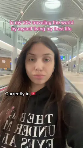 Its givin bo$$ bih #turkeyairport #travel #itsgivingbossbish #arab #ArabTikTok 