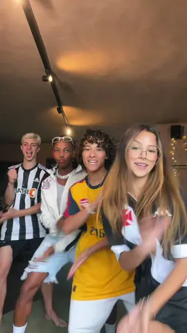 a luz piscando no final do naaada kkkkkkk #wupper 