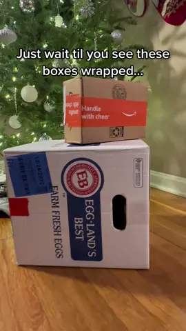 A really fun way to enhance your Christmas gift wrap! #giftwrapping #christmaswrapping #christmaswrappingtips 