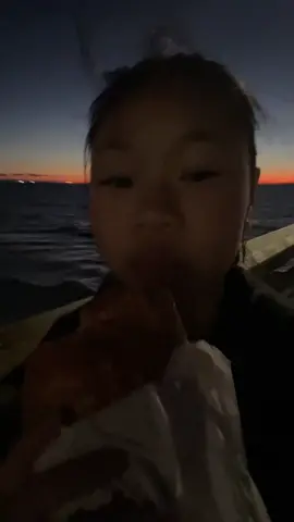 sunset run while my friends biked and i got a ham and cheese croissant as my reward lol enjoy this #mukbang