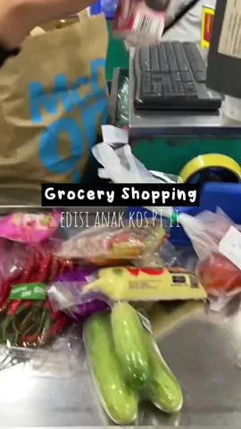 Episode 11 | Belanja di tempat yang katanya termurah di Jogja😗 #adayinmylife #edisianakkos #groceryshopping #belanjamurah #promograb #GenshinImpact33 