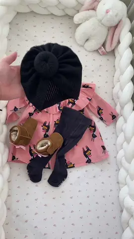 Nouveau outfit 💗 #baby #babyootd #bebe2022 #trend #outfit #outfitbaby #babygirlootd #ootdbaby #mamanjeune #cutestbaby 