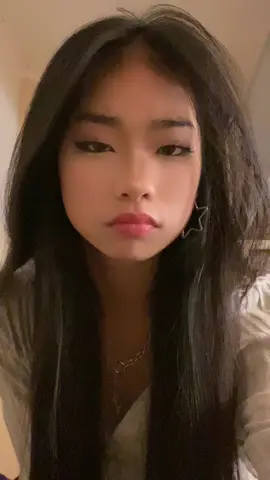 draft from the other night <3 also im sorry i havent been posting 😭 I left my phone in my locker by mistake hsdhhs #fyp #chinese #xyzbca #trend #foryou #fypシ #trending #dance #asian #08 #09 #asianmakeup #viral #blowup? #blowup #longhair #Eyeliner #like #follow #share 