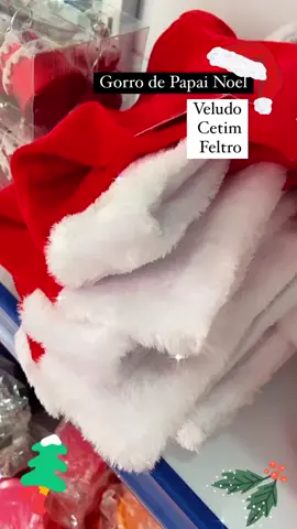 Gorros de Papai Noel #gorro #papainoel #mamaenoel #veludo #cetim #feltro #natal #papelaria #megavilla 