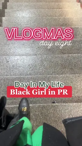 And I thought I was gonna be able to take down my hair, wash, and style it in one night! I’m always underestimating how long it will take me to do something 🙃😩 #dayinmylife #minivlog #blackgirltiktok #vlogmas2022 #hairtakedown #protectivestyletakedown 